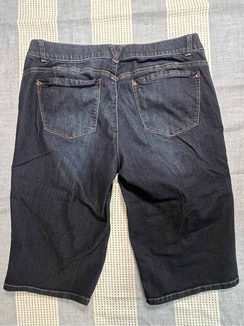 Democracy “Ab”solution Bermuda- Indigo - Picture 14 of 15
